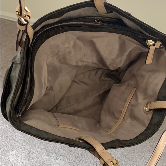 Michael Kors Purse - Picture 2 of 5